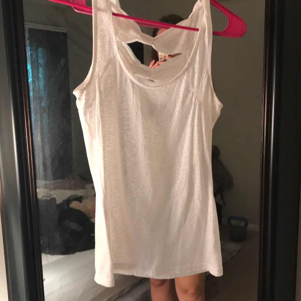 Flower Pattern Tank